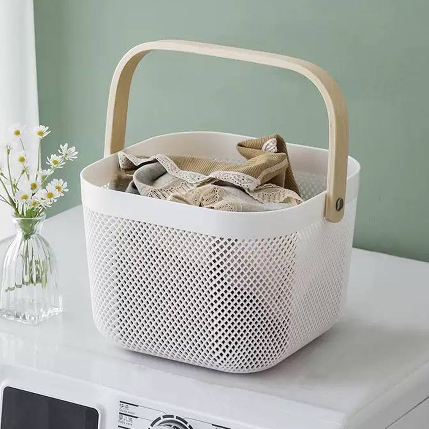 Mesh Basket with Wooden Handle