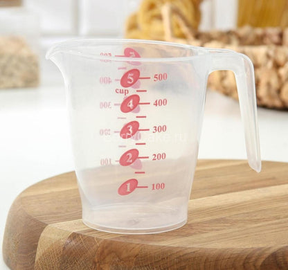 Plastic Measuring Cups